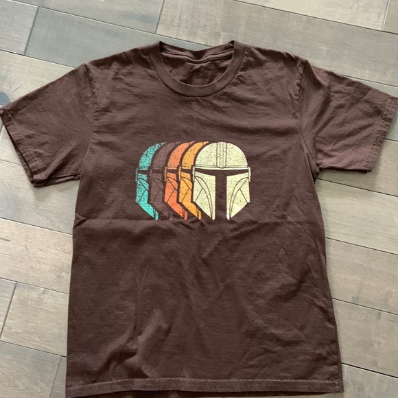 Port Authority Other - Mandalorian helmet tee, kids size Medium